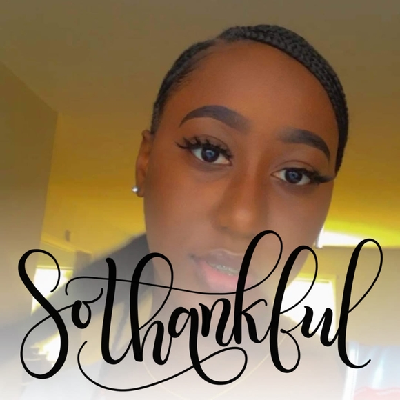 Profile Picture of Tonya Collier (@njhome285) on Poshmark