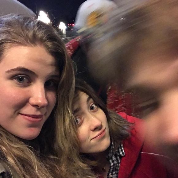 Profile Picture of Eleya Avery-ault (@eleyaa) on Poshmark