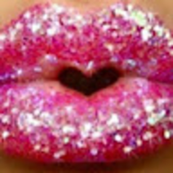 Profile Picture of Blaise Hanover (@blaisehanover30) on Poshmark