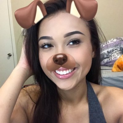 Profile Picture of Nikki Nguyen (@Nikkiwiinn) on Twitter