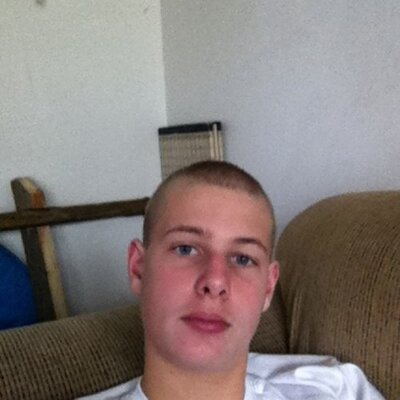 Profile Picture of Marshall Farris (@WeinerCarlos) on Twitter