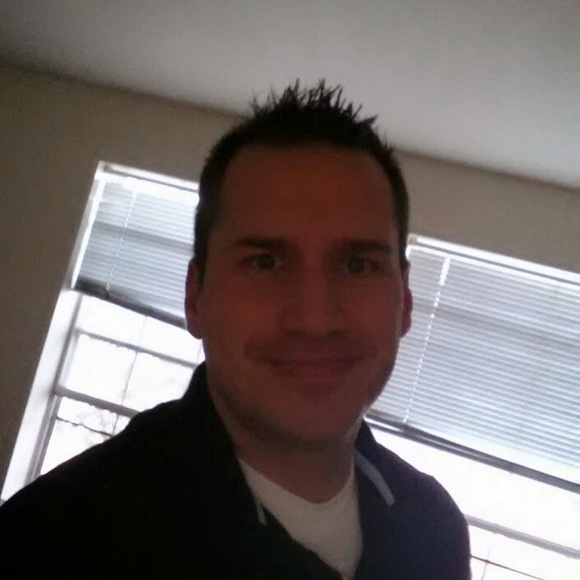 Profile Picture of Brian Whelan (@brianwhelan) on Poshmark