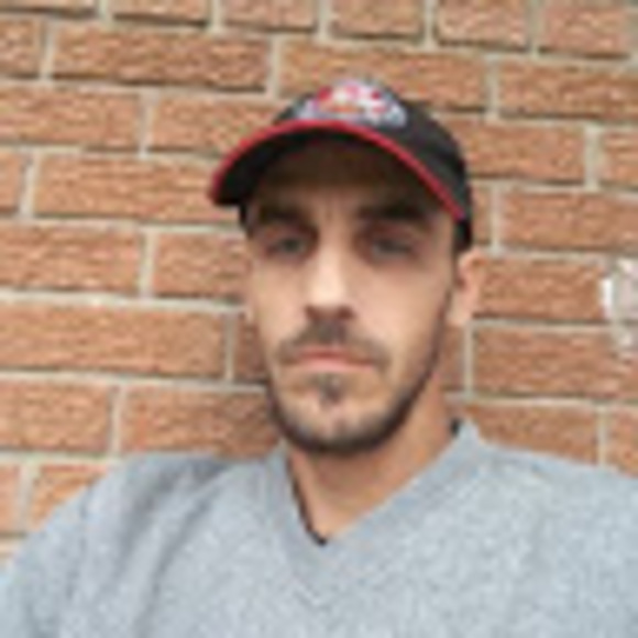 Profile Picture of Stephen Albert (@stephen_albert) on Poshmark
