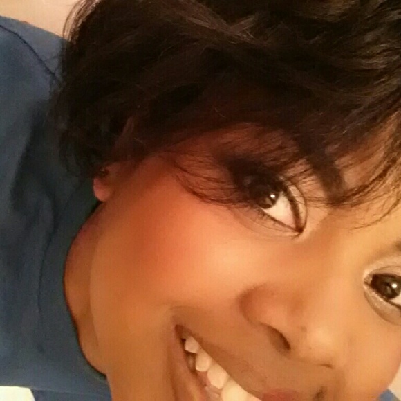 Profile Picture of Brittany Hawkins (@strwbrrylttr23) on Poshmark