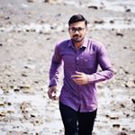 Profile Picture of V ! V € |《     B # @ T T (@__vivek__bhatt) on Instagram