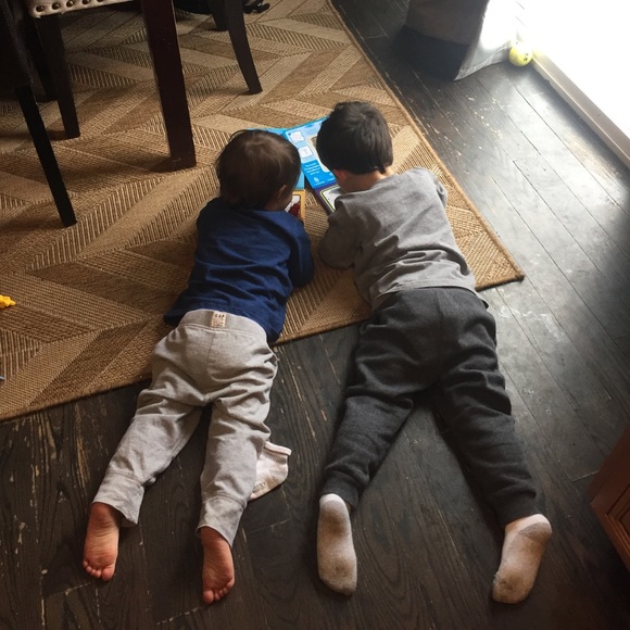 Profile Picture of Cathi Mitsopoulos (@cwmitso123) on Poshmark