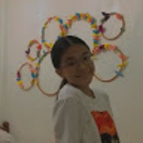 Profile Picture of Danielle annicka Benauro (@annicka1308) on Poshmark