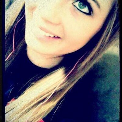 Profile Picture of Brittnie Nicole Bowe (@BrittnieNicoleB) on Twitter