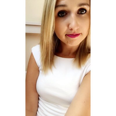 Profile Picture of Ashleigh Chisholm (@ashchis) on Twitter