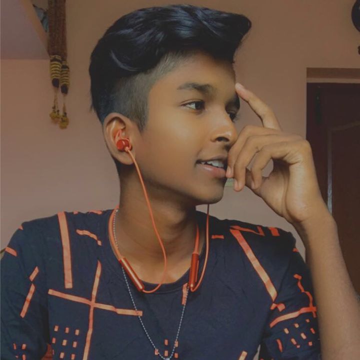 Profile Picture of Apple.boi_🥀 (@vincent.o1) on Tiktok