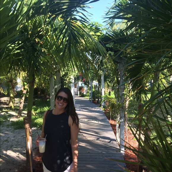 Profile Picture of Erin Rahl (@eerahl) on Poshmark