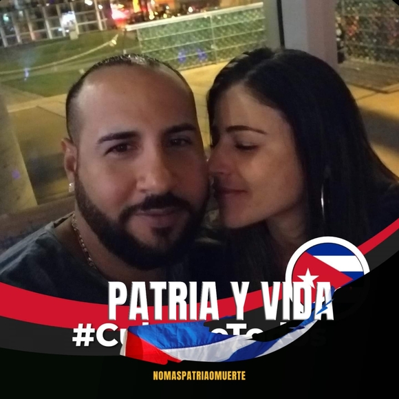 Profile Picture of Maikel Bárzaga (@barzaga82) on Poshmark