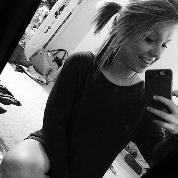 Profile Picture of Katelyn Harrell (@harrellk) on Poshmark