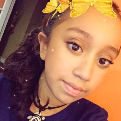 Profile Picture of Katie Eileen Ayala (@_katieayala) on Twitter