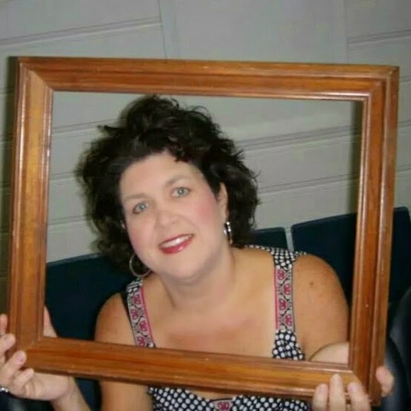 Profile Picture of Amy Higgins (@amymmhc) on Poshmark