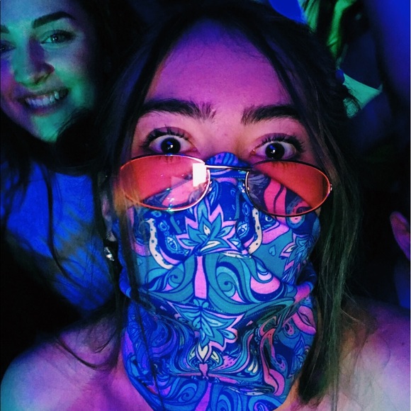 Profile Picture of Paige Stuart (@paigeestuart) on Poshmark