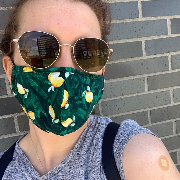 Profile Picture of Rebecca Yardley (@rebecca_yardley) on Poshmark