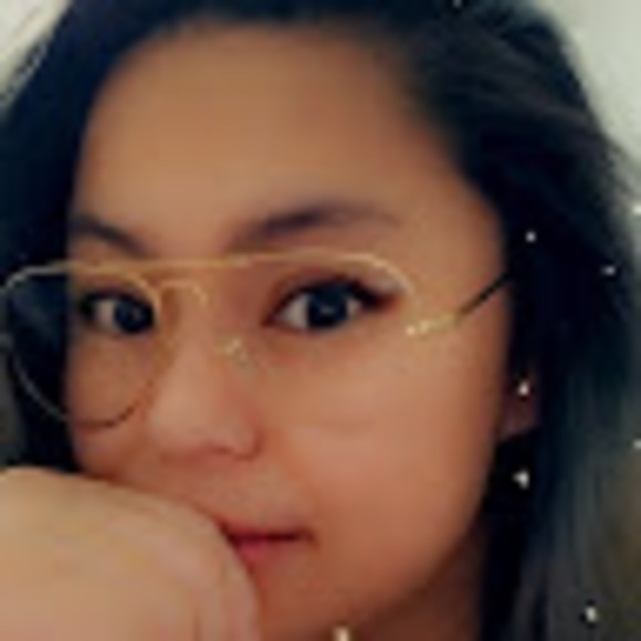 Profile Picture of Katrina Flores (@icekaye18) on Poshmark