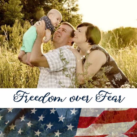 Profile Picture of Kelly Deckinga (@dance_to_dawn) on Poshmark