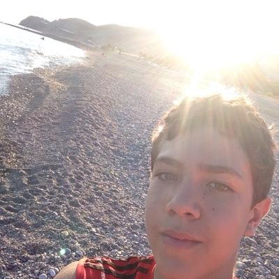 Profile Picture of Alexander Isaac (@AlexaIsaac10) on Twitter