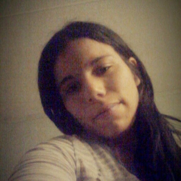 Profile Picture of Jessica Devoe (@jessd89) on Poshmark