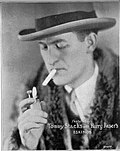 Profile Picture of Tom Stackson Wikipedia
