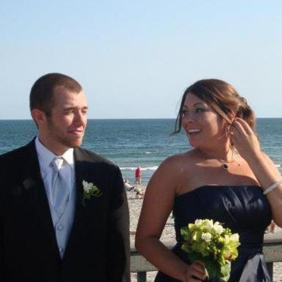 Profile Picture of Andrew Mcquaig (@adm7390) on Poshmark