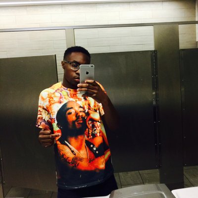 Profile Picture of Mikel Thompson (@kellzDaMan20) on Twitter