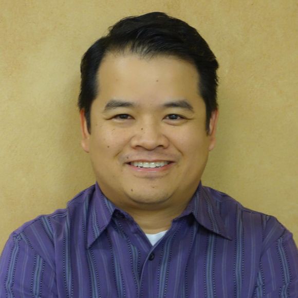 Profile Picture of Ken Hoang (@ken_hoang) on Poshmark