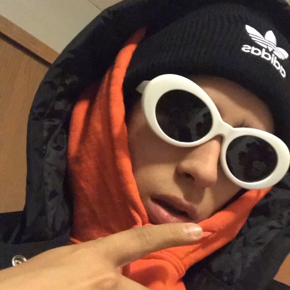 Profile Picture of Carlos Panzardi (@carrrlos09) on Poshmark