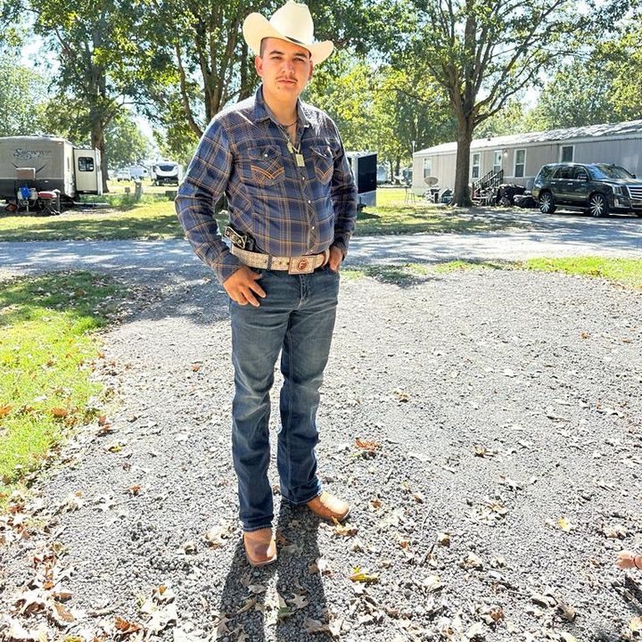 Profile Picture of Jonathan Otero (@@jonathanotero98) on Tiktok