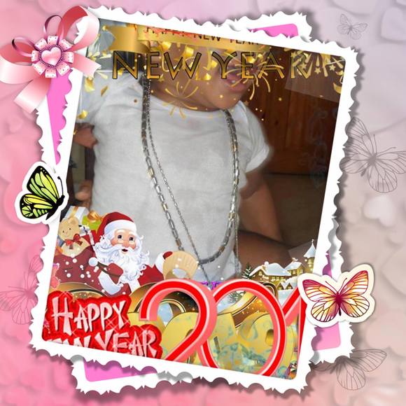 Profile Picture of Roselie Laporte (@romisha22) on Poshmark