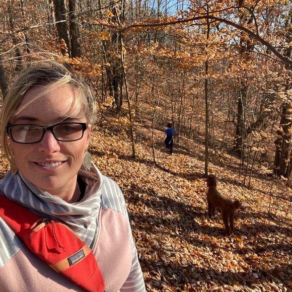 Profile Picture of Jenny Bellmer (@jennysue71) on Poshmark