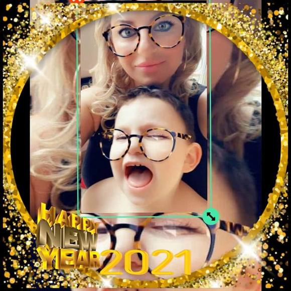 Profile Picture of Krystle Platzer (@krissyj4f) on Poshmark