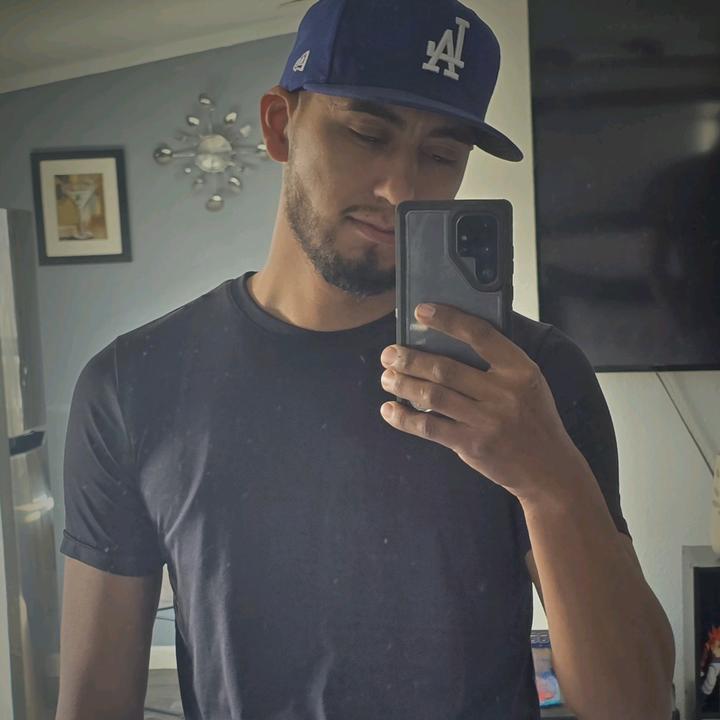 Profile Picture of aaroncardiel793 (@aaroncardiel793) on Tiktok