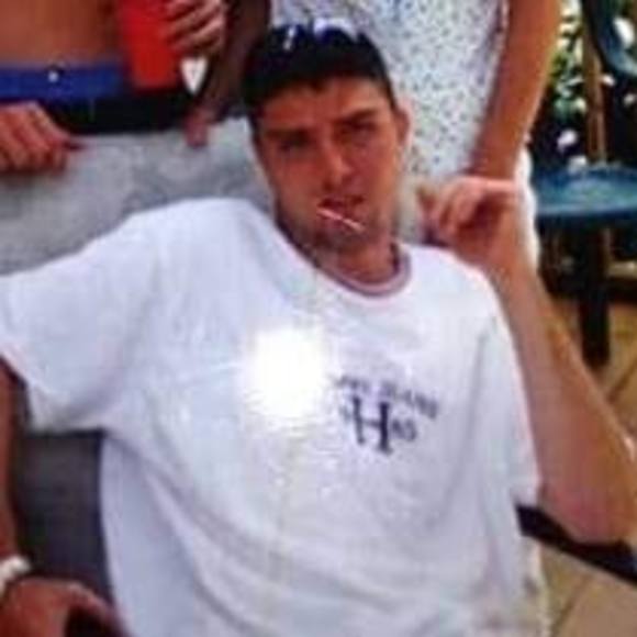 Profile Picture of Chris Tenerowicz (@cten0718) on Poshmark