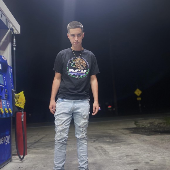 Profile Picture of Jacob Shirley (@jacobsome6993) on Poshmark