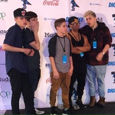 Profile Picture of ZACH FT ALICIA (@fivequad_trenz) on Twitter