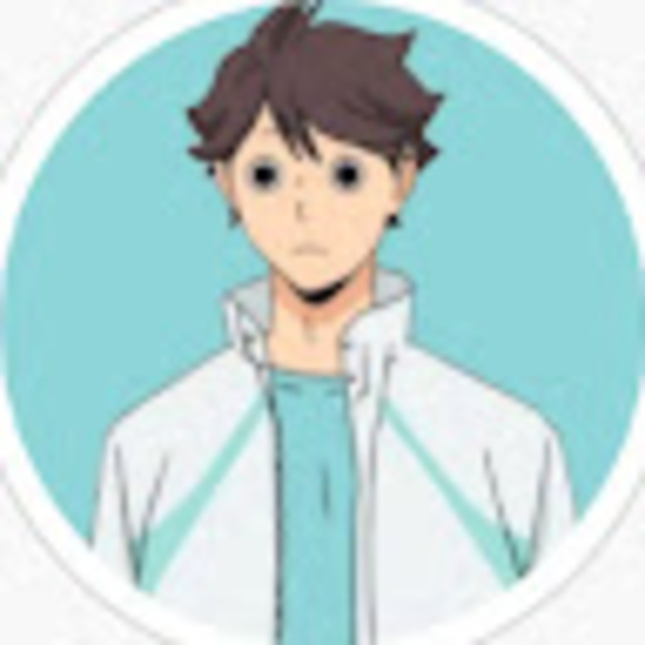 Profile Picture of Sienna Hilbourne (@siennahilbourne) on Poshmark