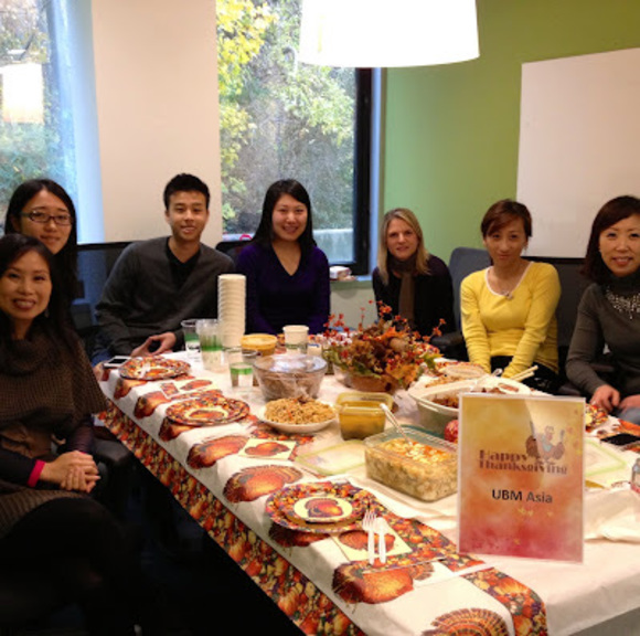 Profile Picture of Raymond Cui (@rcui22) on Poshmark