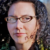 Profile Picture of Hilary Graham (@HilaryWeismanGraham) on Youtube