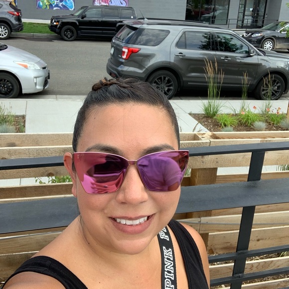 Profile Picture of Erica Marquez (@marqevam) on Poshmark