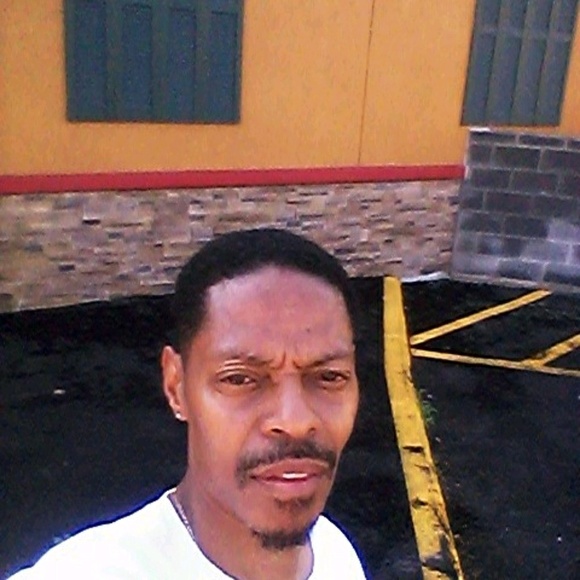 Profile Picture of Joseph Herbert lll (@herbertjoseph56) on Poshmark