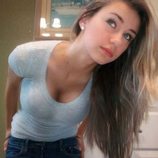 Profile Picture of Jasmine Shepard (@Calum_Hoodswife) on Twitter