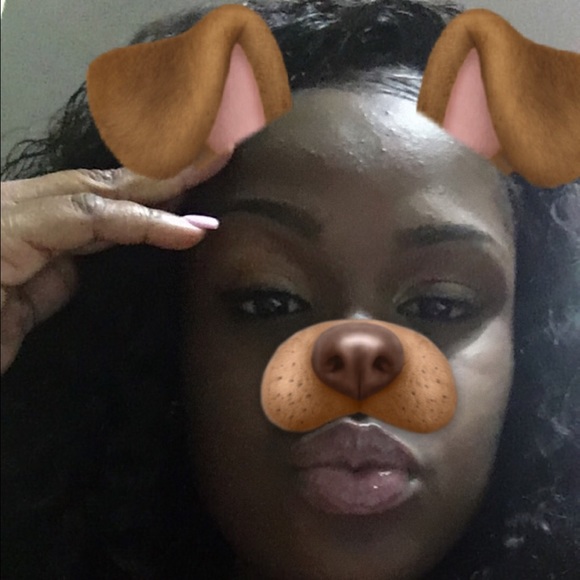 Profile Picture of Kerisha Astwood (@kerisha08) on Poshmark
