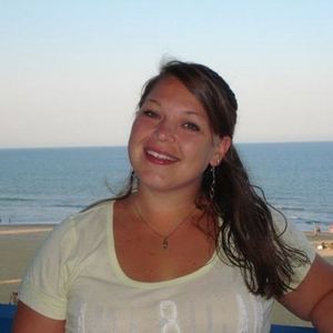 Profile Picture of Julie Mullins Wash (@juliewash) on Myspace