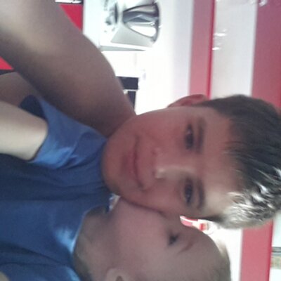 Profile Picture of Hugo Mari Sanchez (@hugomarisanchez) on Twitter