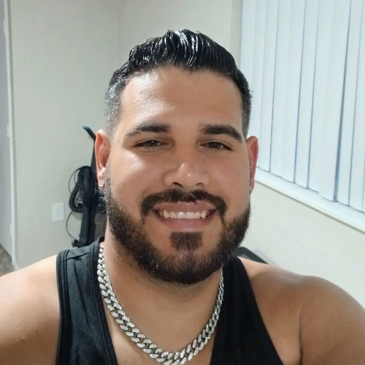Profile Picture of Daniel Huz (@danielhuz2) on Tiktok