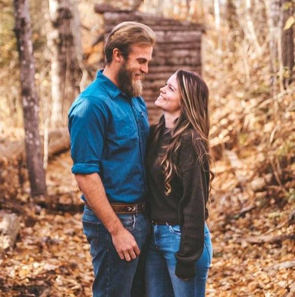 Profile Picture of Sarah Collingwood (@stnc95) on Poshmark