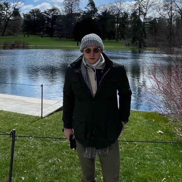 Profile Picture of Nathan Putrich (@nputrich) on Poshmark